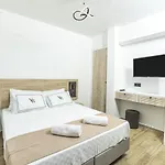 Vera Hotel