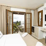 Hotel Vera *